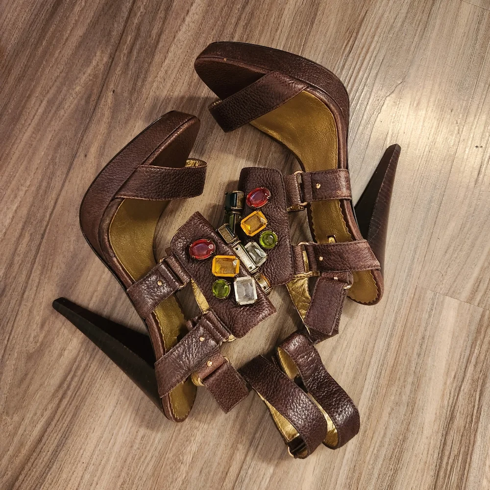 Report signature Dunbarton  jeweled heels size 7 - Picture 7 of 13